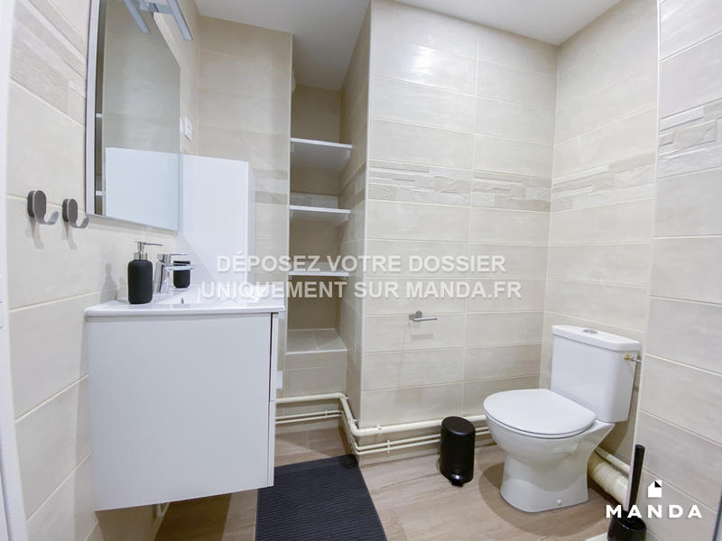 Chambre - 13 m² - 5 pièces