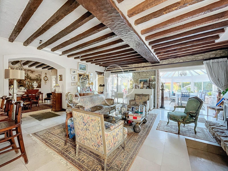 Maison ancienne - 316 m² - 8 pièces