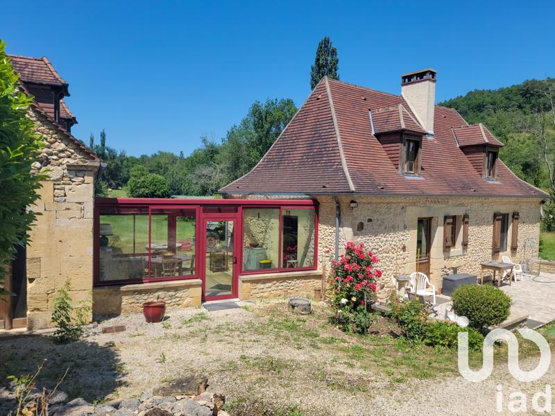 Maison - 180 m² - 7 pièces