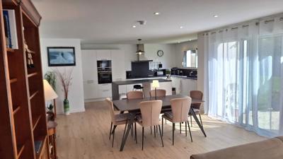 Maison - 155 m² - 6 pièces