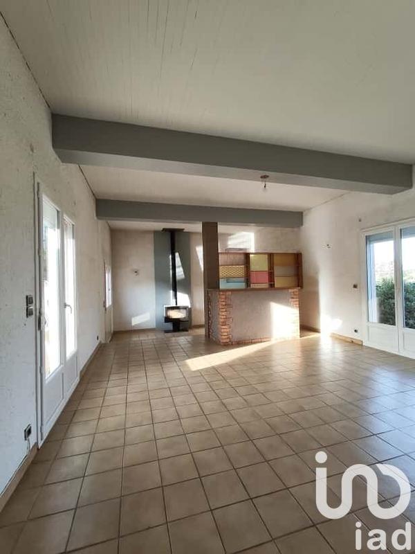 Maison - 200 m² - 5 pièces