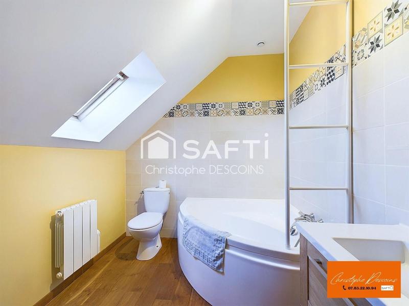 Maison - 140 m² - 7 pièces