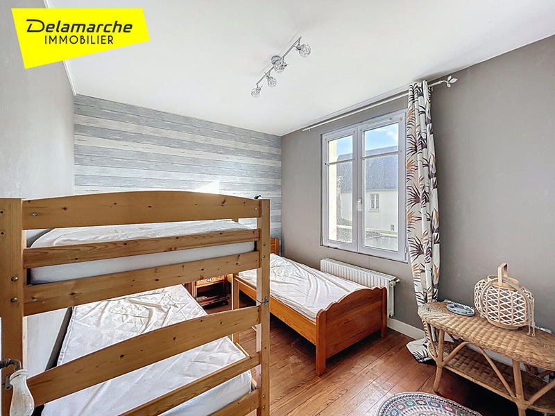 Maison - 169 m² - 10 pièces