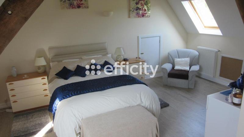 Maison - 269 m² - 9 pièces