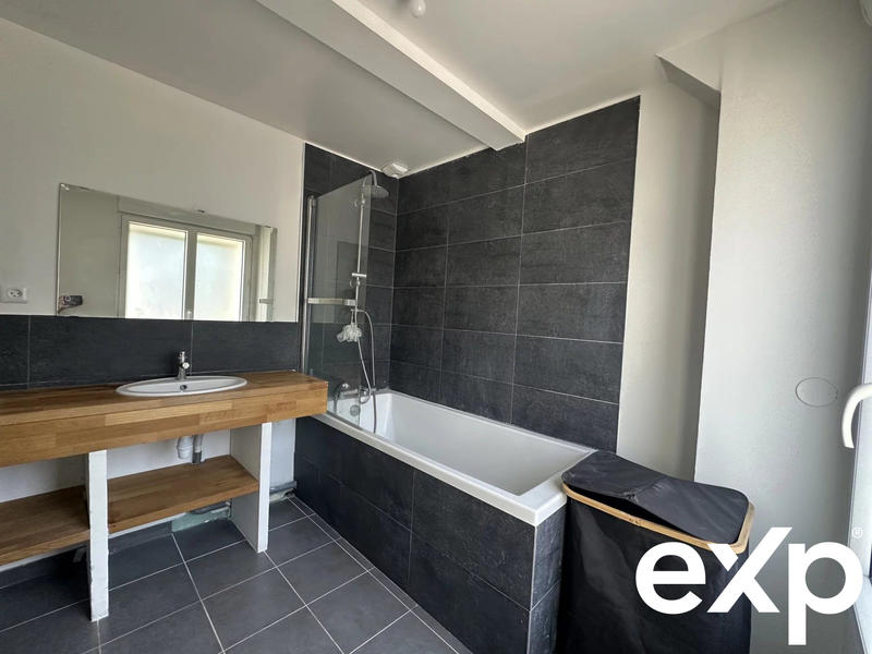 Maison - 147 m² - 7 pièces