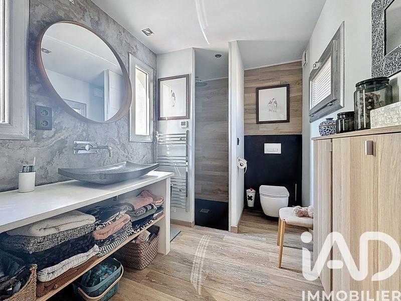 Maison - 185 m² - 6 pièces