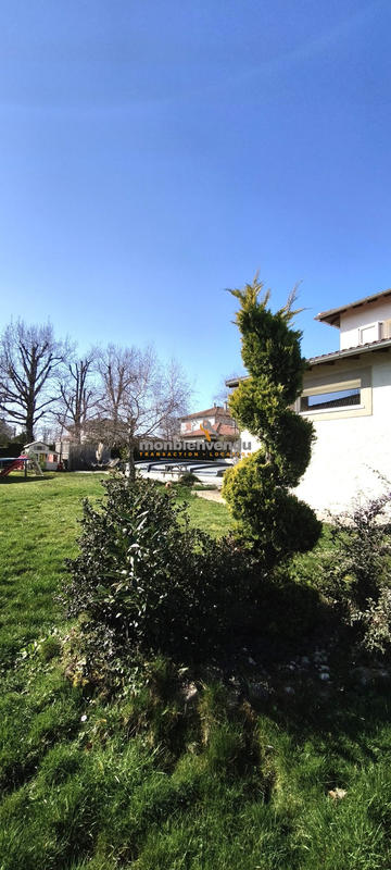 Maison traditionnelle - 133 m² - 6 pièces