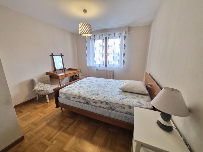 Appartement - 77 m² - 3 pièces