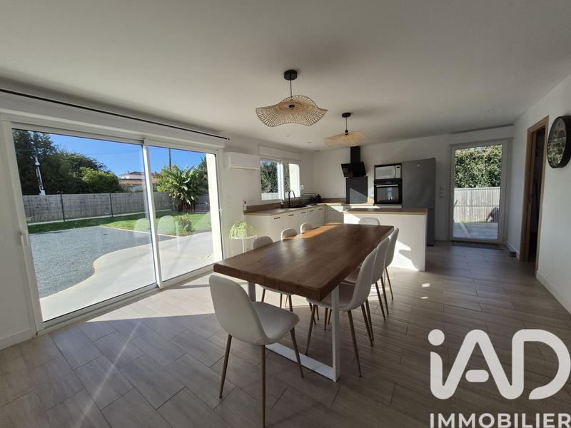 Maison - 96 m² - 5 pièces