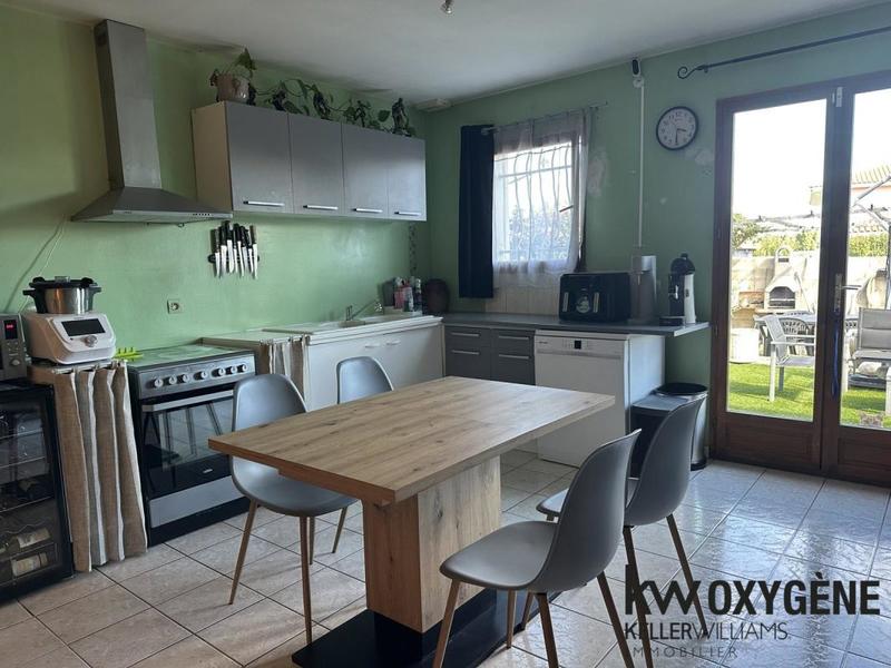 Maison - 90 m² - 4 pièces