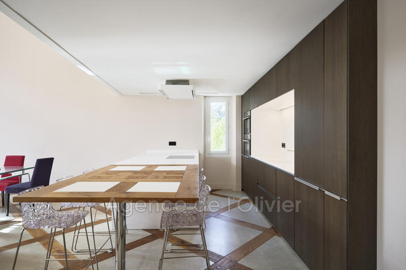 Appartement - 150 m² - 4 pièces