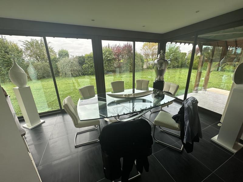 Maison - 450 m² - 15 pièces