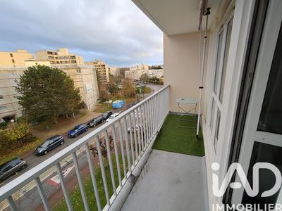 Appartement - 93 m² - 4 pièces