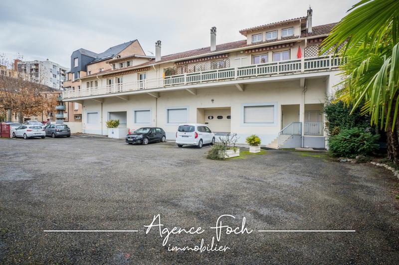 Local d'activités - 822 m²