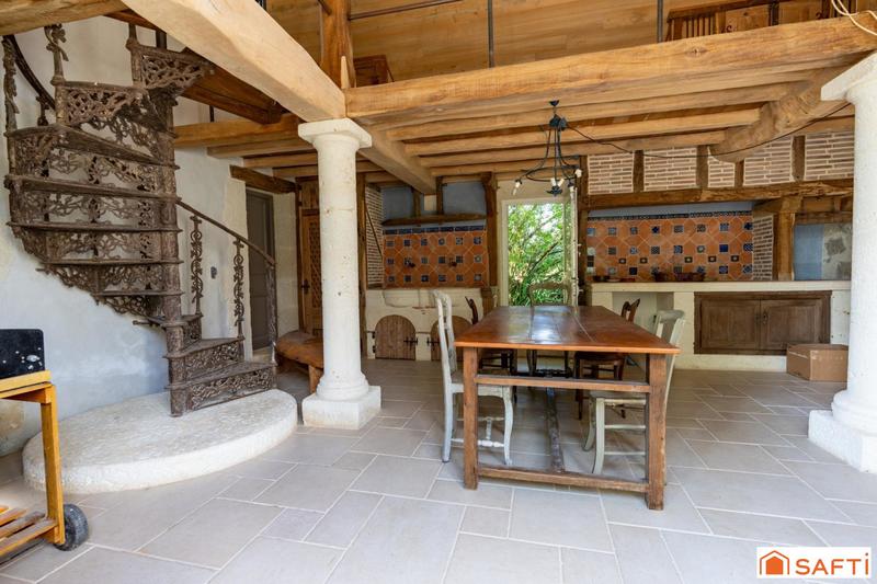 Maison - 165 m² - 4 pièces