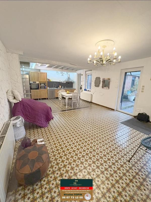 Maison - 103 m² - 6 pièces