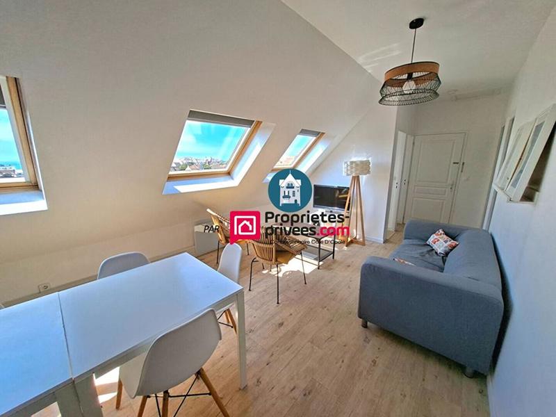 Maison - 210 m² - 11 pièces