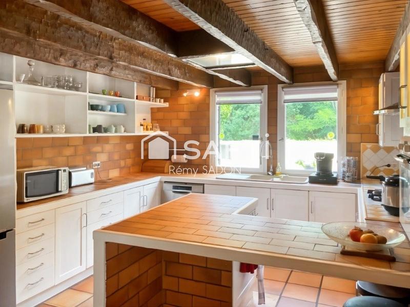 Maison - 171 m² - 6 pièces