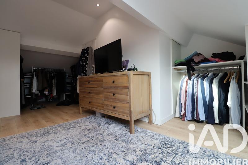 Maison - 94 m² - 5 pièces