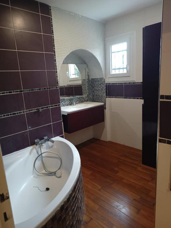 Maison - 168 m² - 7 pièces