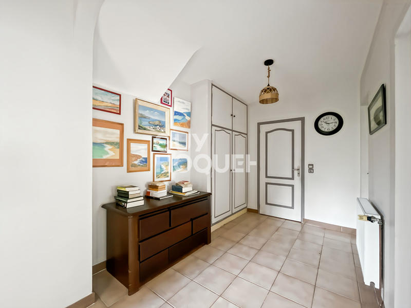 Maison - 194 m² - 7 pièces