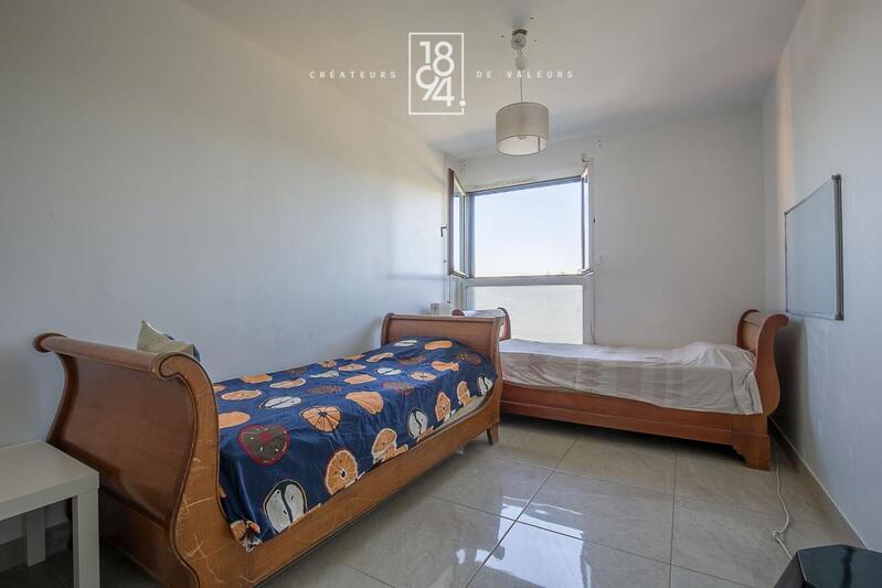 Appartement - 79 m² - 4 pièces