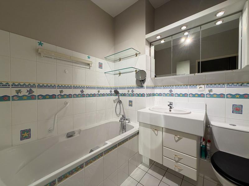 Appartement - 100 m² - 4 pièces