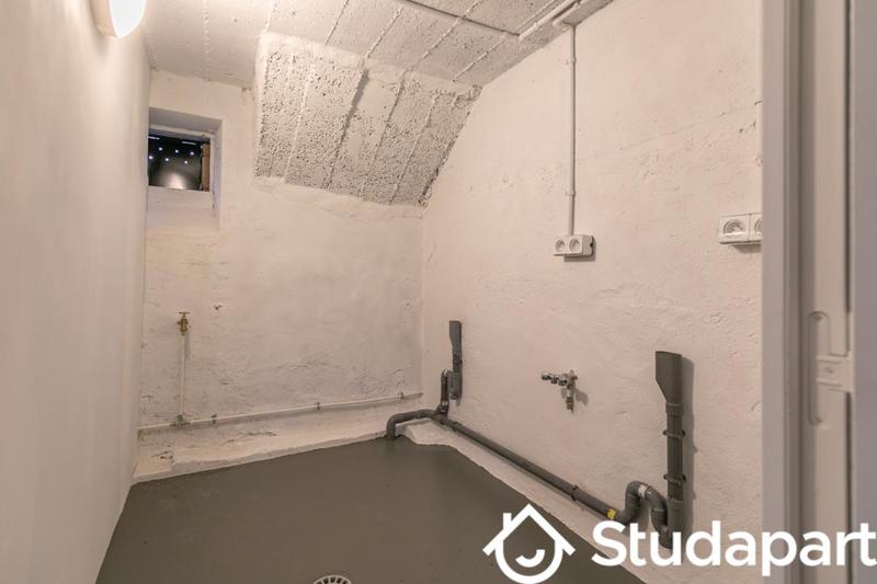 Chambre - 13 m² - 1 pièce