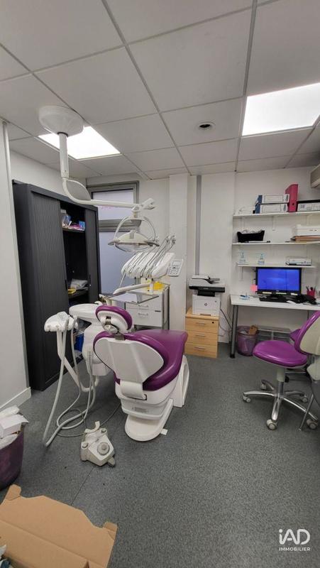 Local commercial - 875 m²