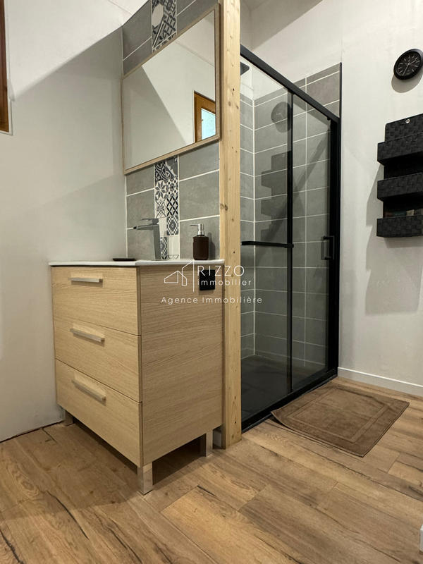 Maison - 163 m² - 5 pièces