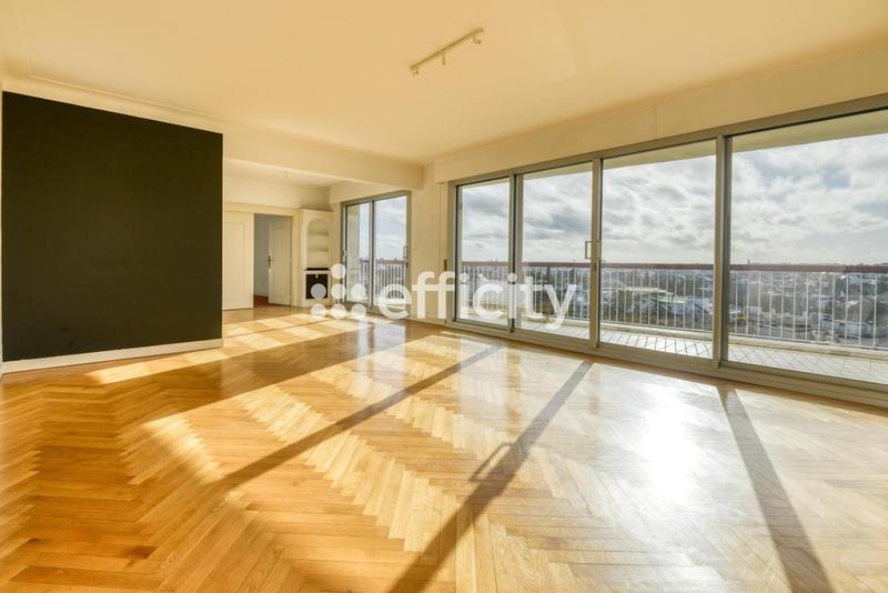 Appartement - 157 m² - 6 pièces