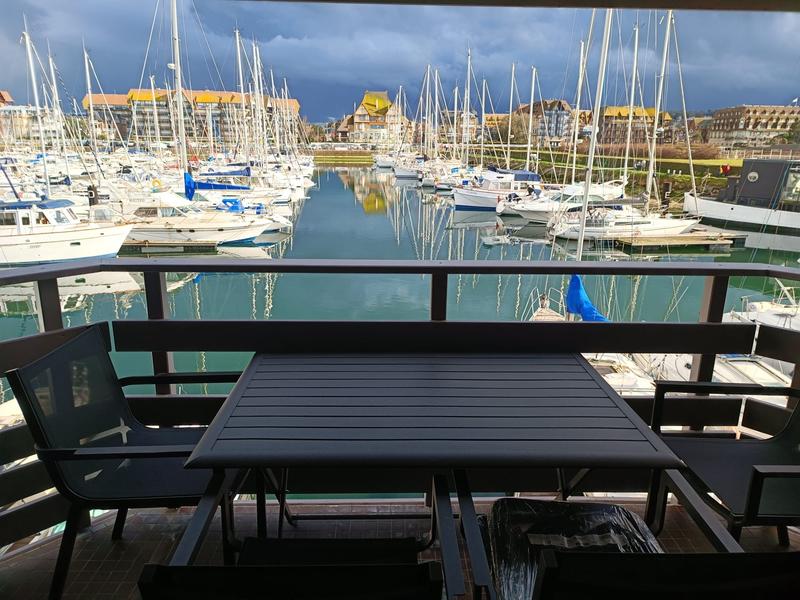 Appartement - 100 m² - 6 pièces