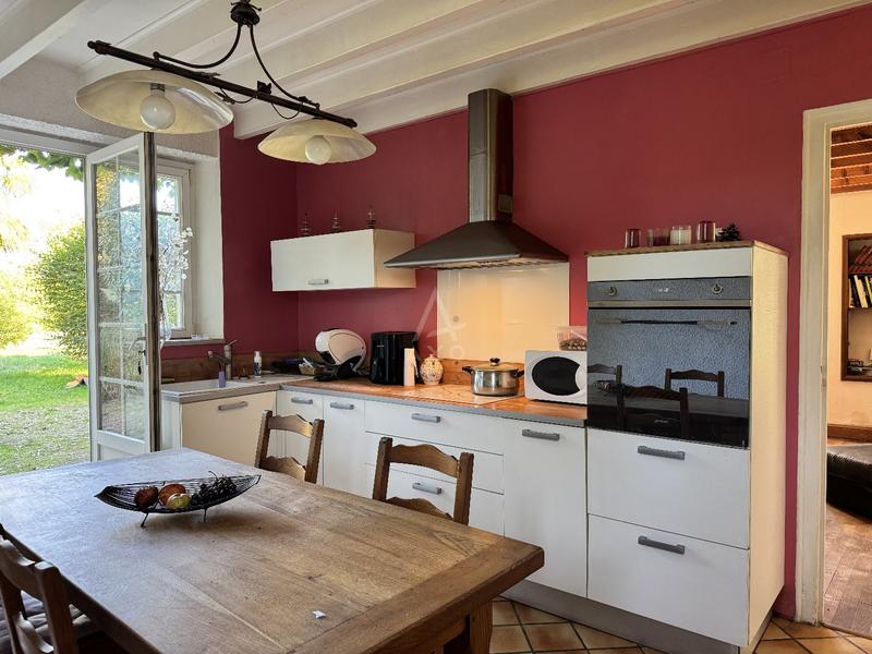 Maison - 190 m² - 8 pièces