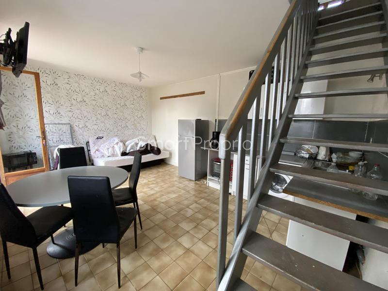 Maison - 180 m² - 8 pièces