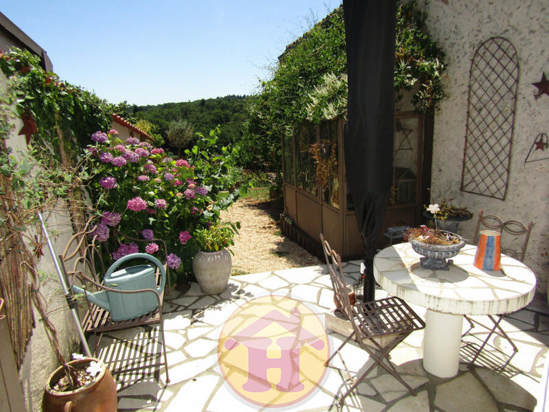 Maison - 102 m² - 5 pièces