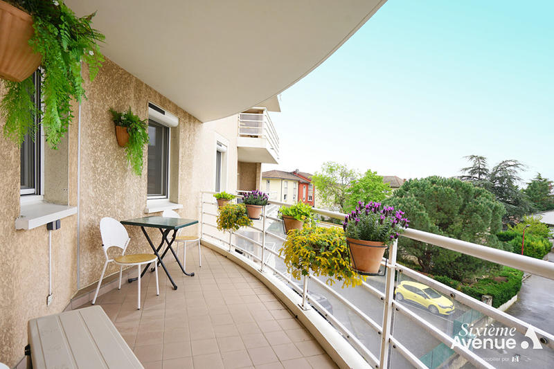 Appartement - 67 m² - 2 pièces