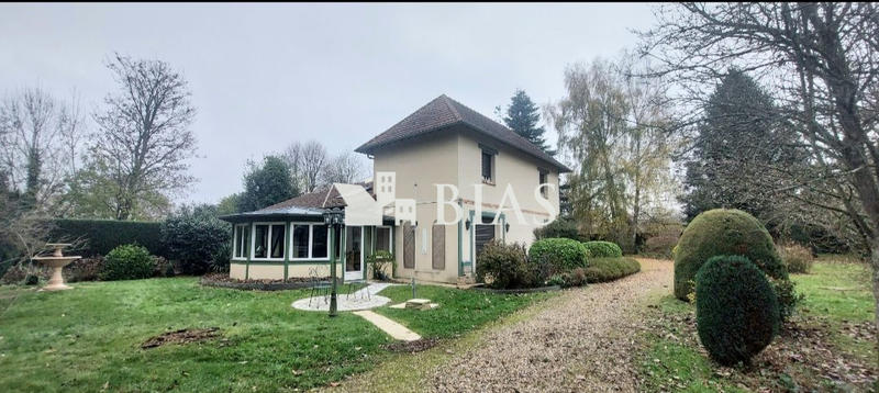 Maison ancienne - 155 m² - 6 pièces