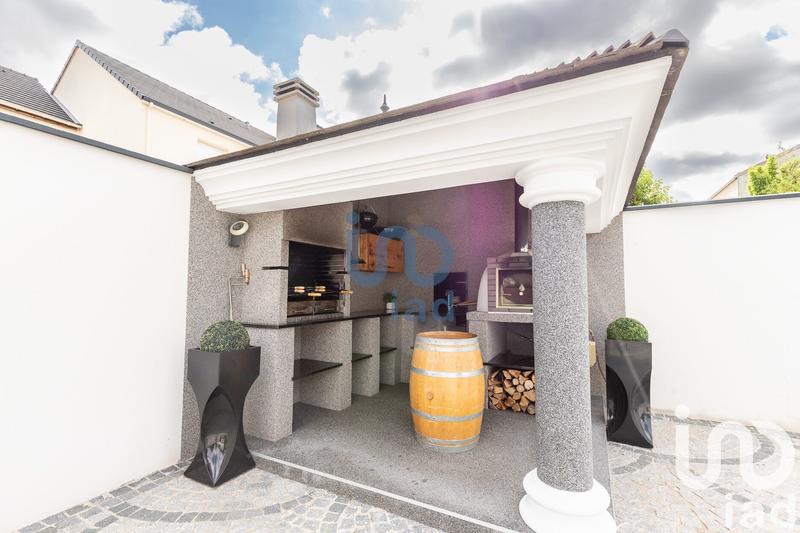 Maison - 142 m² - 6 pièces