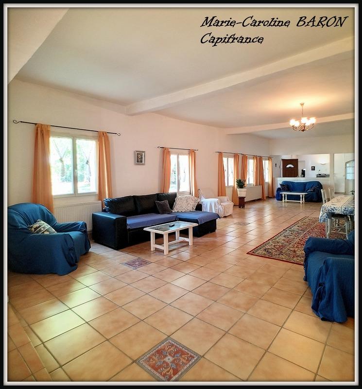 Maison - 450 m² - 10 pièces