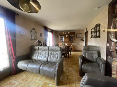 Maison traditionnelle - 84 m² - 4 pièces