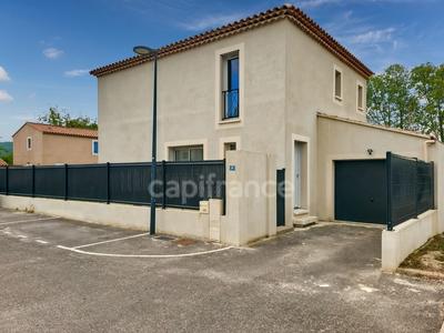 Maison - 114 m² - 4 pièces