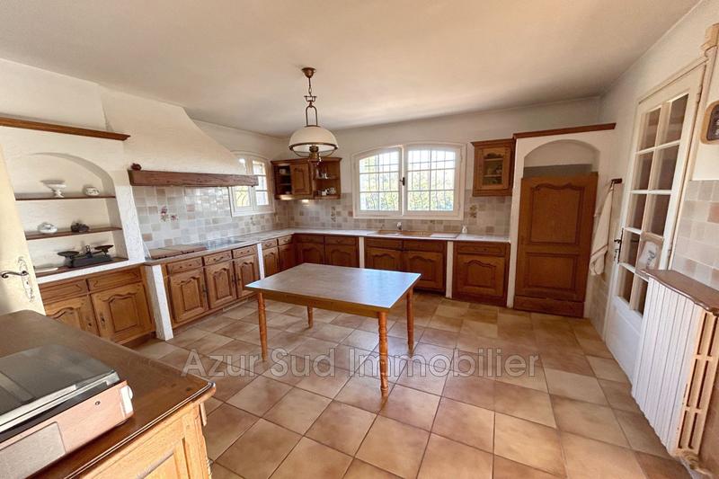 Maison - 400 m² - 9 pièces