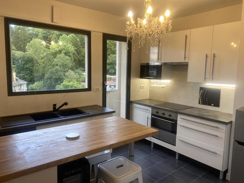 Appartement - 64 m² - 2 pièces