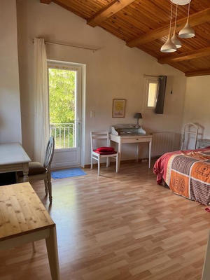 Maison en pierre - 88 m² - 3 pièces