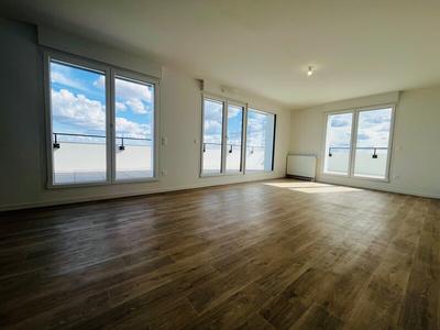 Appartement - 83 m² - 4 pièces