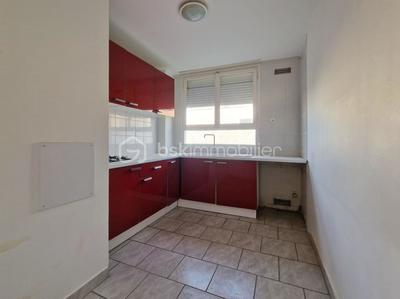 Appartement - 82 m² - 4 pièces