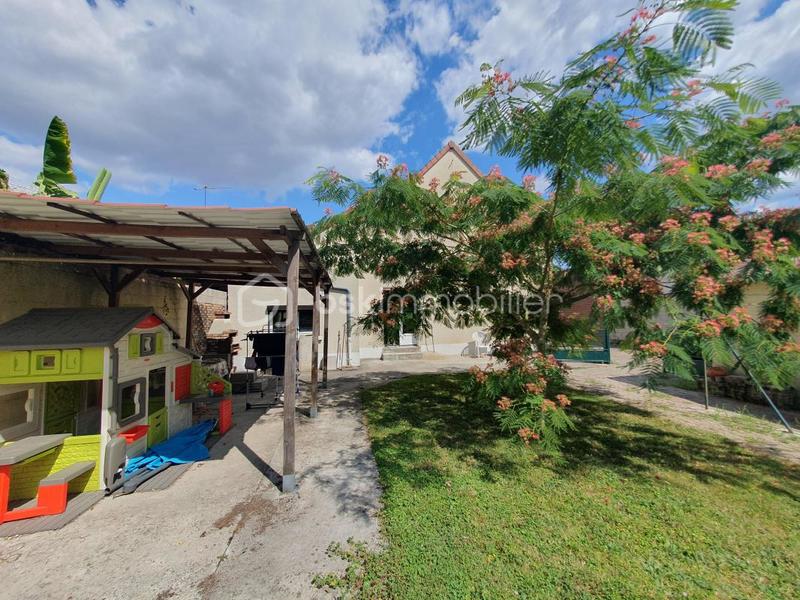 Maison - 140 m² - 7 pièces