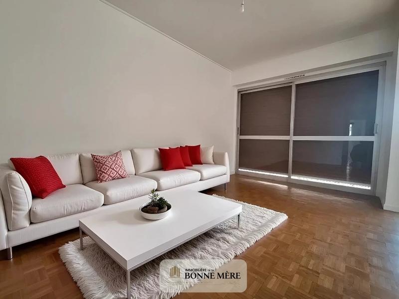 Appartement - 102 m² - 5 pièces