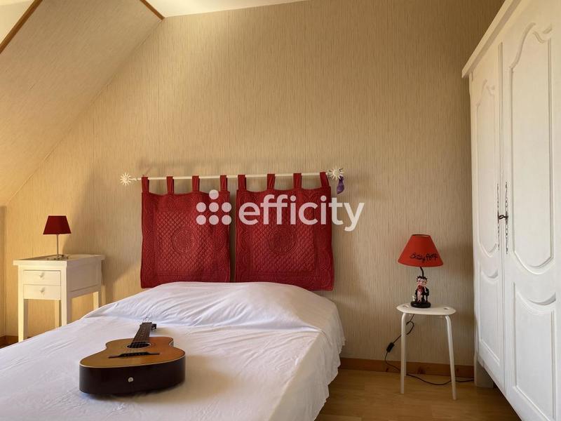 Maison - 145 m² - 8 pièces