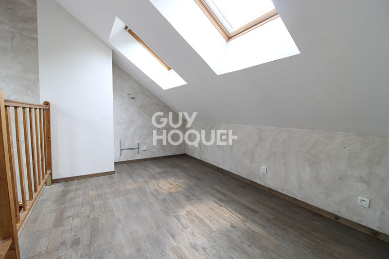 Maison - 178 m² - 8 pièces